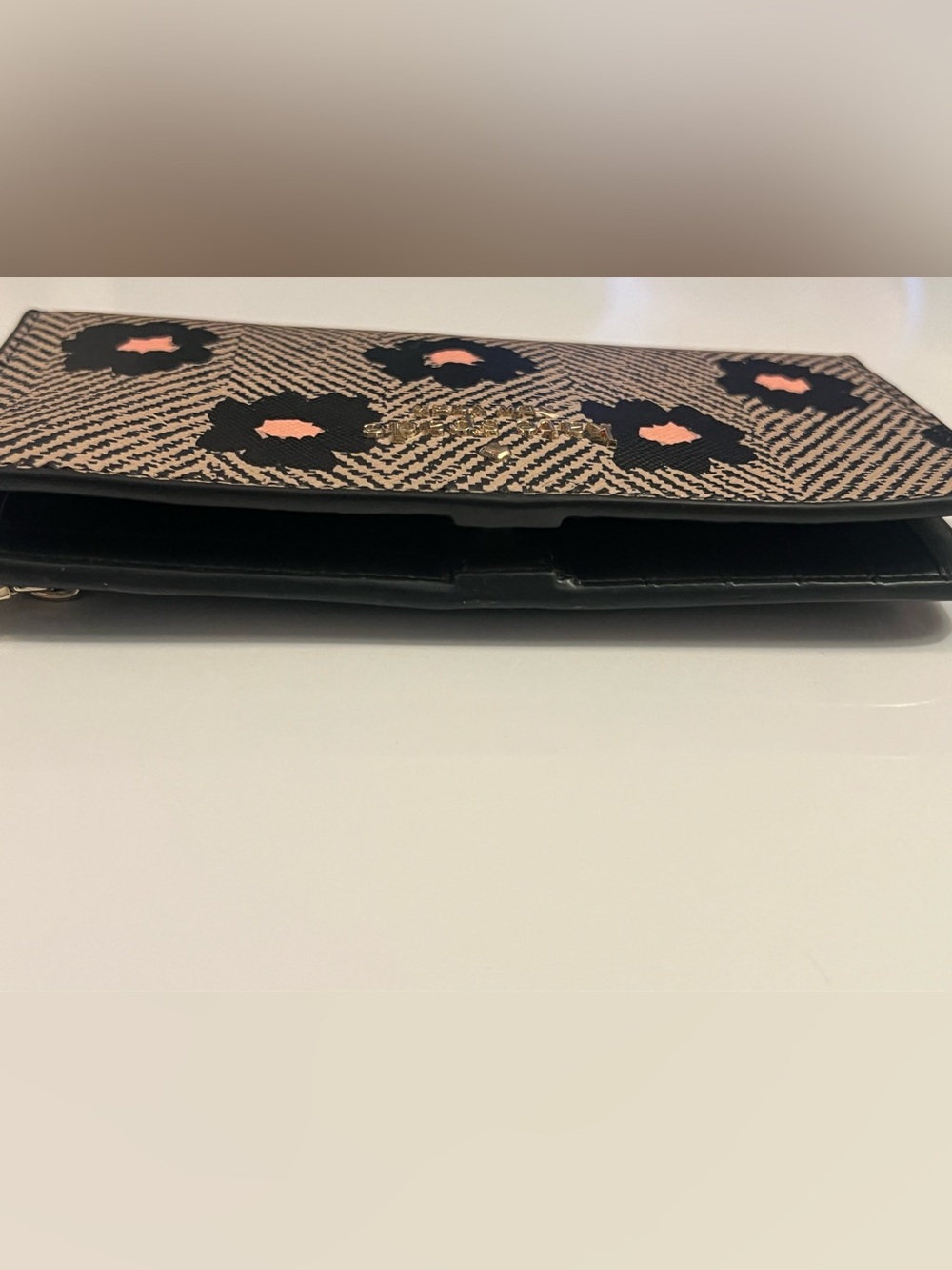 Kate Spade Bifold Wallet black multi herringbone floral pattern - Picture 5 of 16